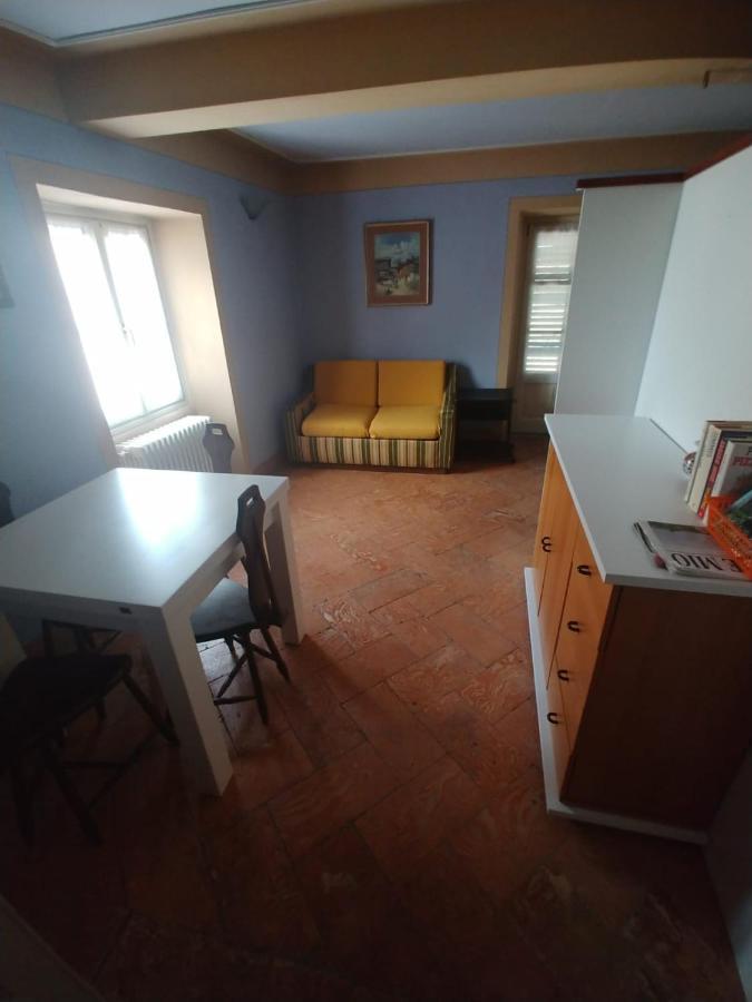 Appartamento Incantevole Ad Armeno Buitenkant foto