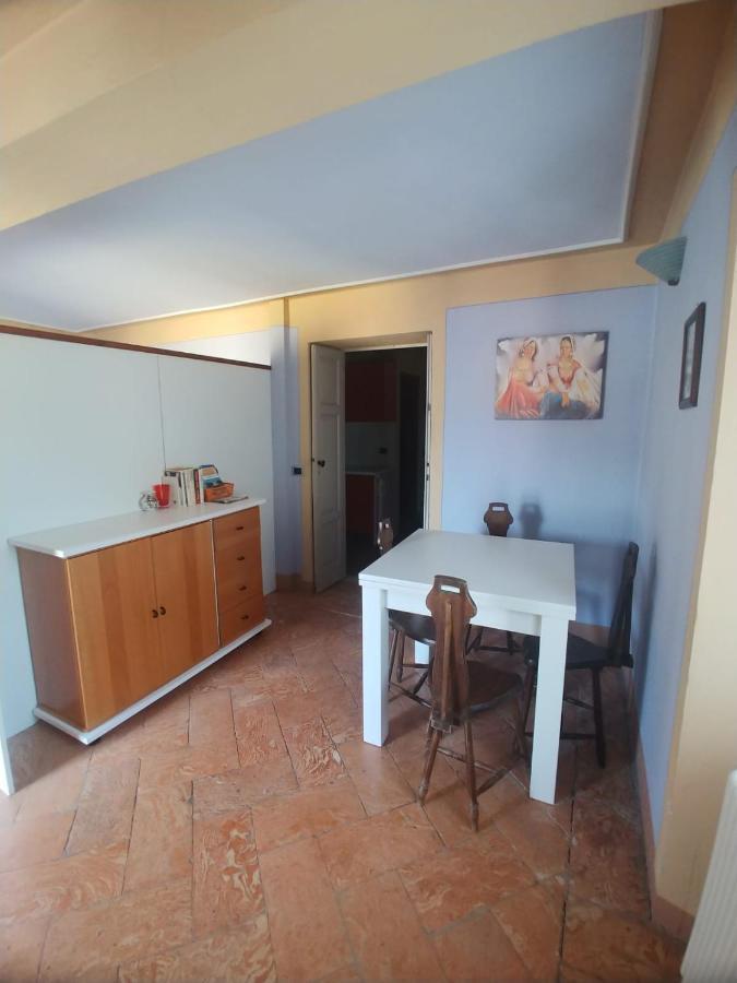 Appartamento Incantevole Ad Armeno Buitenkant foto